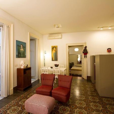 Tre Vie Apartment Con Terrazzo Giardino Pensile CTA Exterior foto