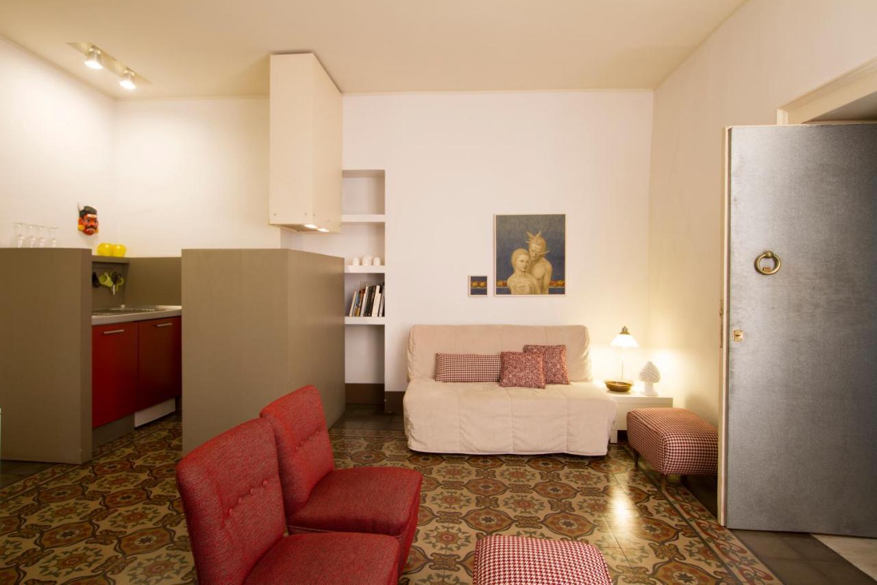 Tre Vie Apartment Con Terrazzo Giardino Pensile CTA Exterior foto