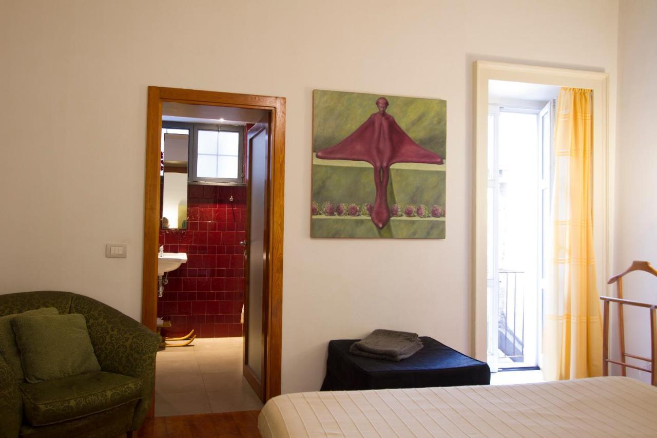 Tre Vie Apartment Con Terrazzo Giardino Pensile CTA Exterior foto